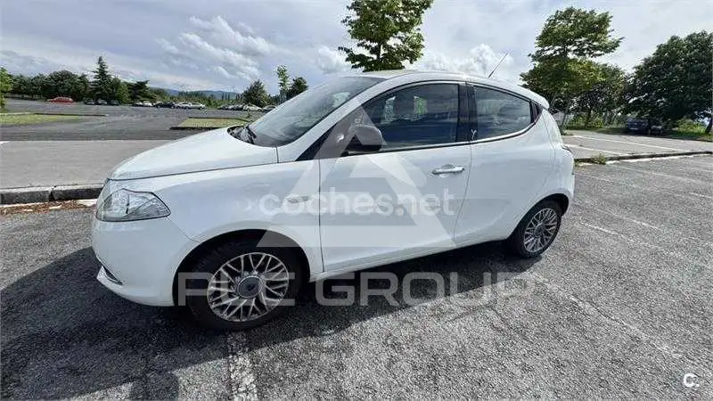 2013 Lancia YPSILON