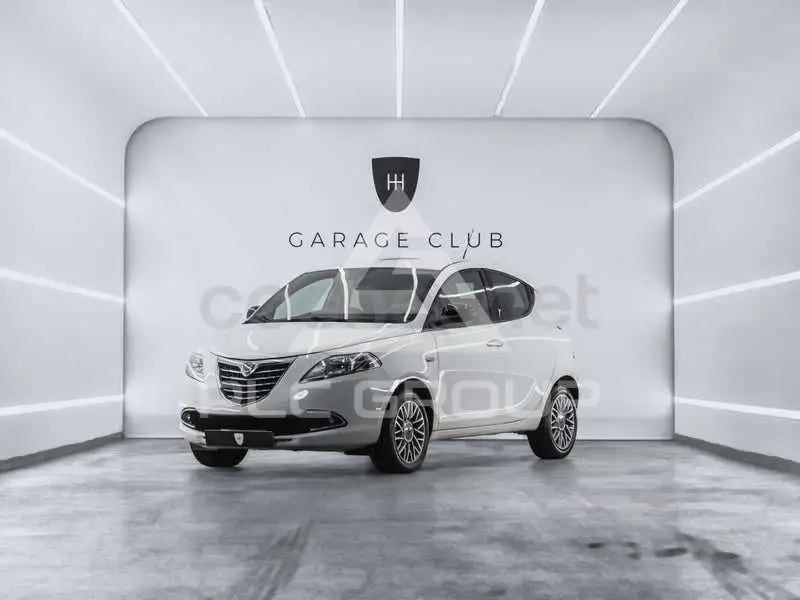 2013 Lancia YPSILON