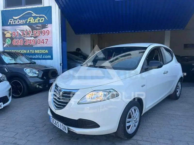 2013 Lancia YPSILON