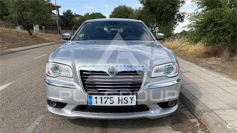 2013 Lancia Thema