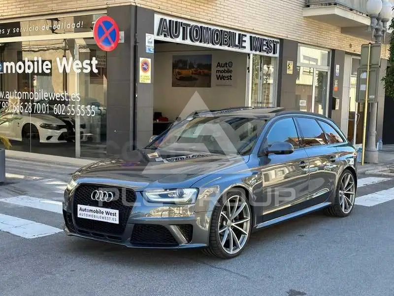 2013 Audi RS4