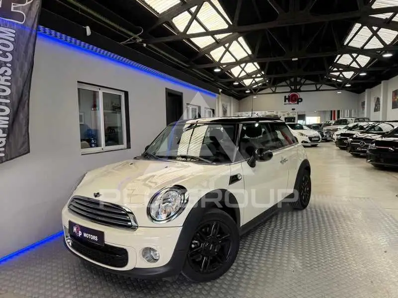 2013 Mini COOPER
