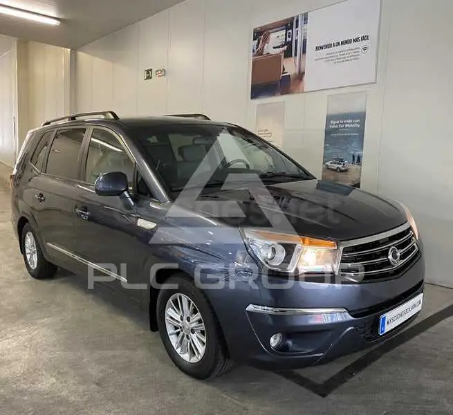 2013 Ssangyong Rodius