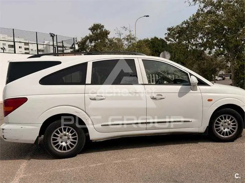 2013 Ssangyong Rodius