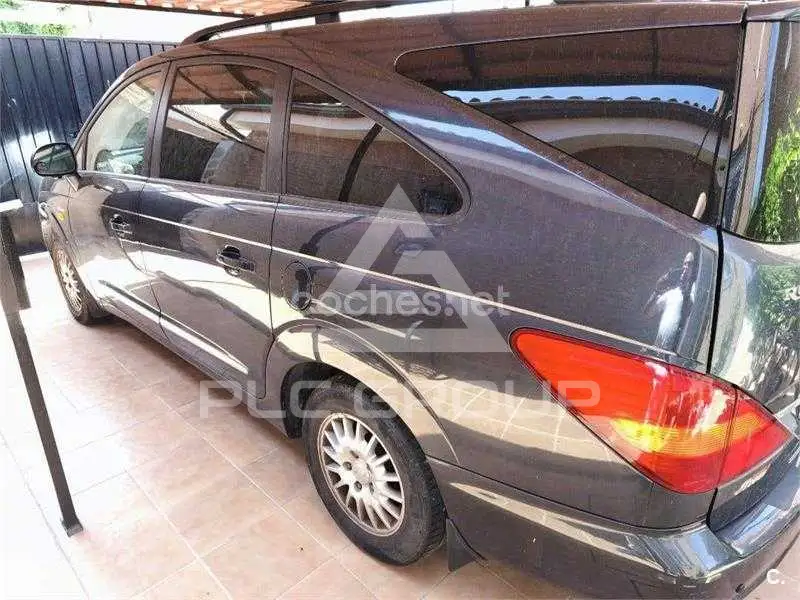2013 Ssangyong Rodius