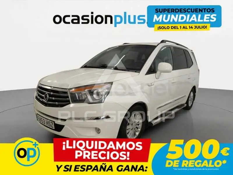 2013 Ssangyong Rodius
