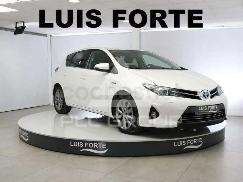 2013 Toyota AURIS