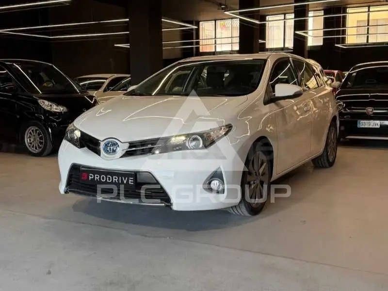 2013 Toyota AURIS