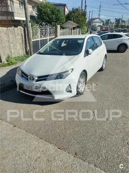 2013 Toyota AURIS