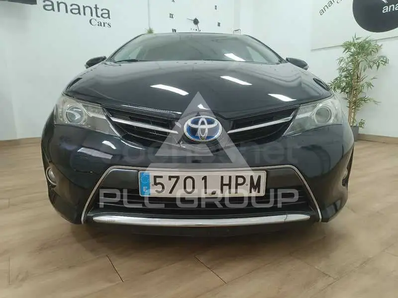 2013 Toyota AURIS