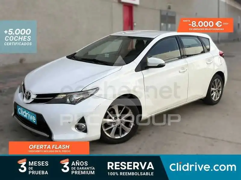 2013 Toyota AURIS