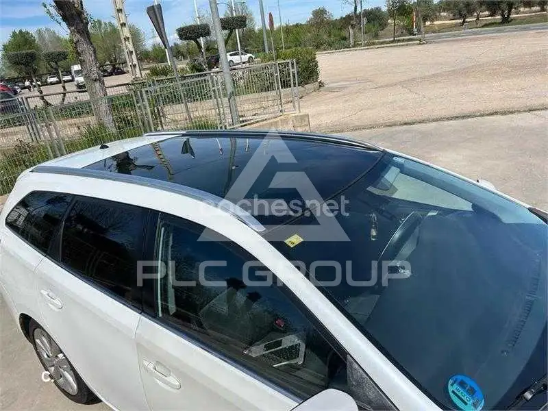 2013 Toyota AURIS