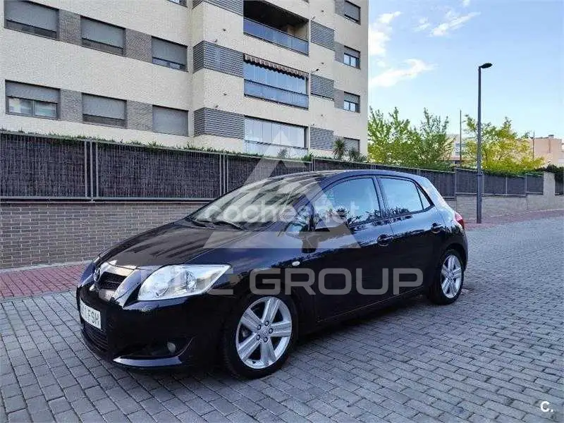 2013 Toyota AURIS