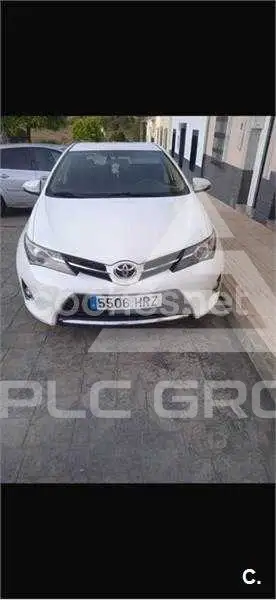 2013 Toyota AURIS