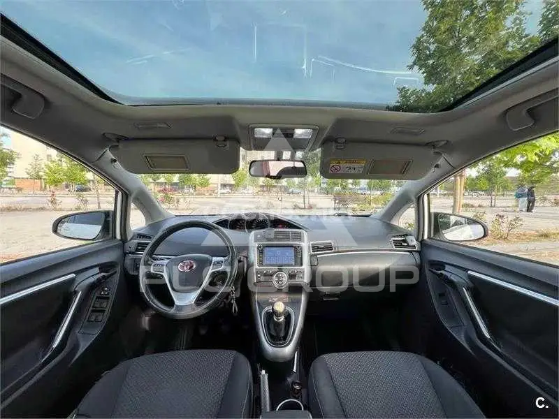2013 Toyota VERSO