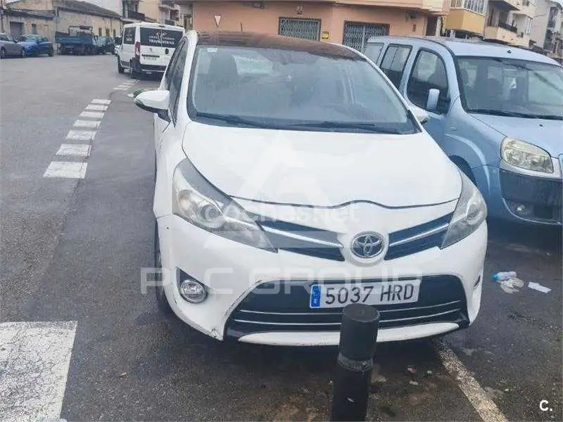 2013 Toyota VERSO