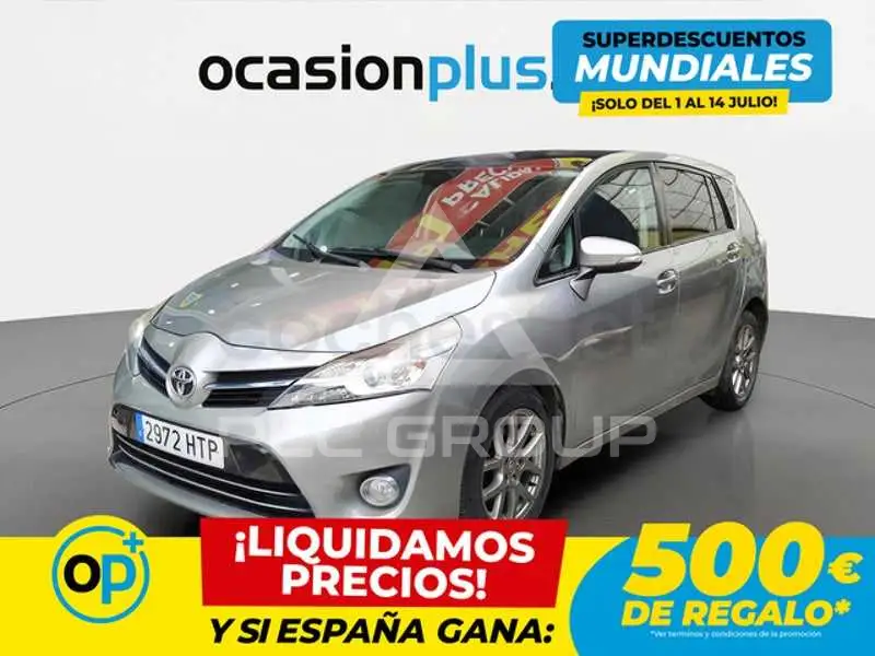 2013 Toyota VERSO
