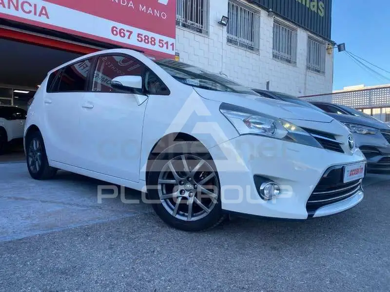 2013 Toyota VERSO