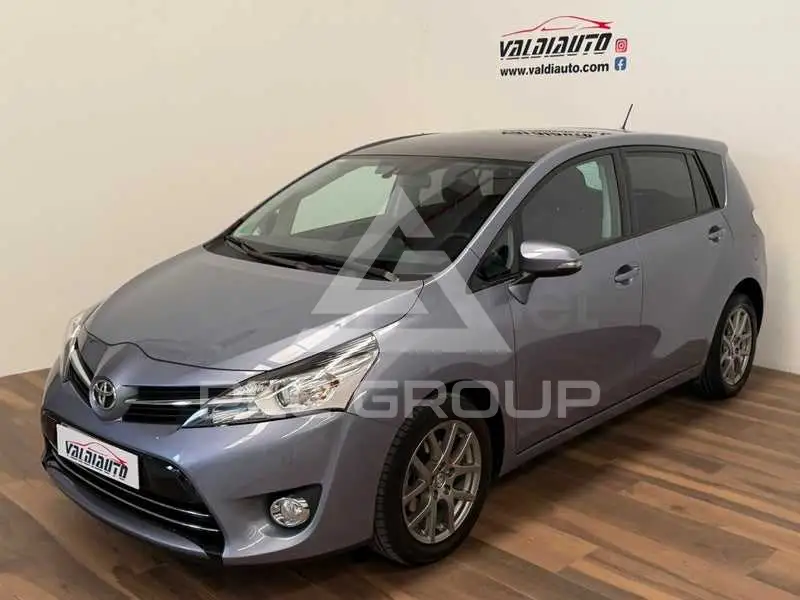 2013 Toyota VERSO