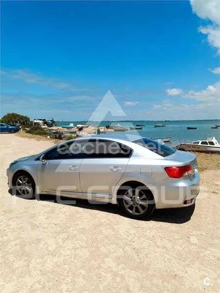 2013 Toyota Avensis