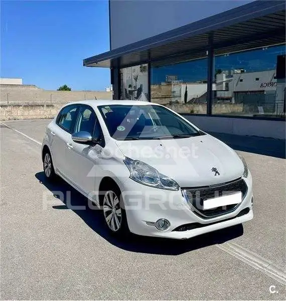 2013 Peugeot 208