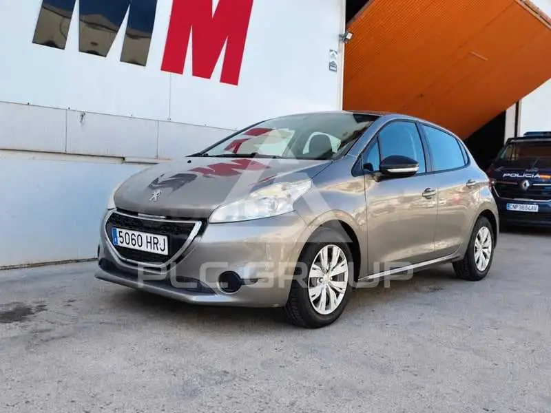 2013 Peugeot 208