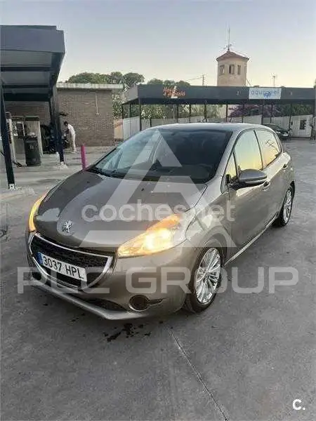 2013 Peugeot 208