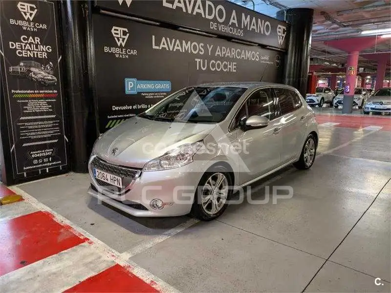 2013 Peugeot 208