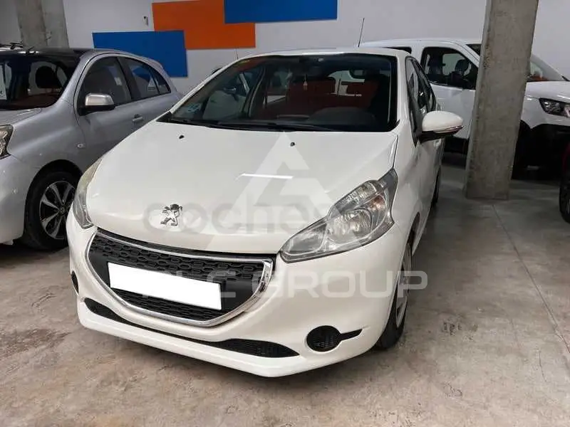 2013 Peugeot 208