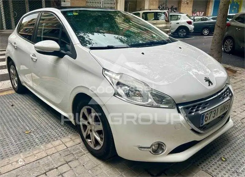 2013 Peugeot 208