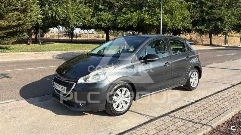 2013 Peugeot 208
