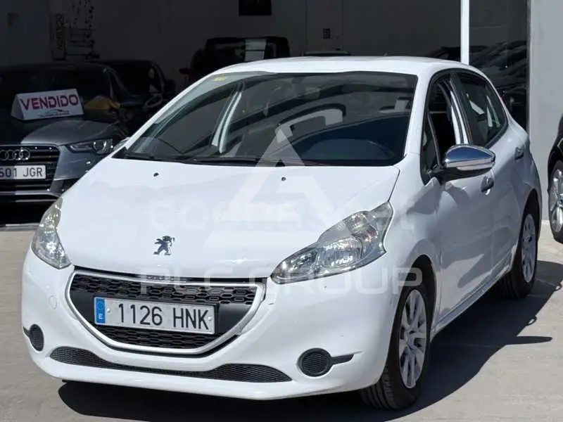 2013 Peugeot 208