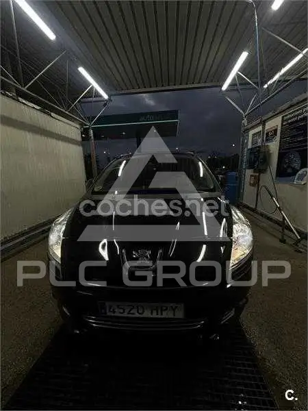 2013 Peugeot 5008