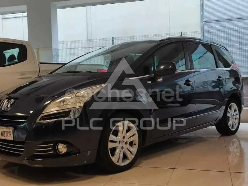 2013 Peugeot 5008