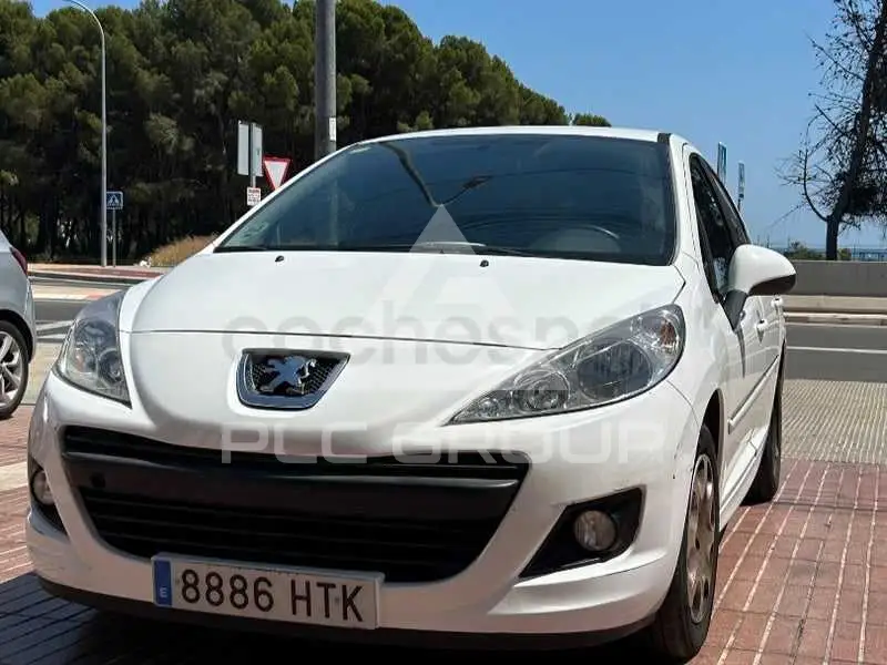 2013 Peugeot 207