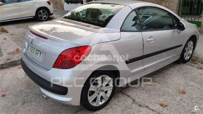 2013 Peugeot 207