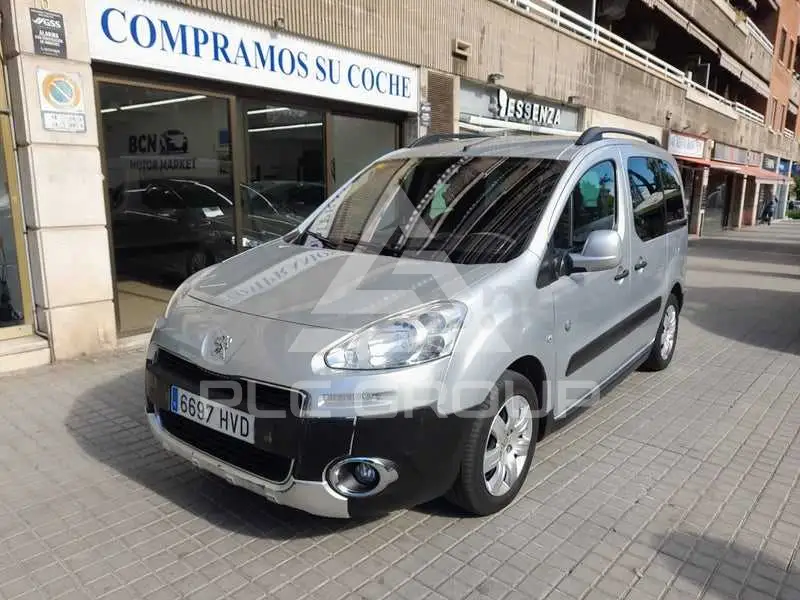 2013 Peugeot Partner