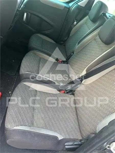 2013 Peugeot Partner