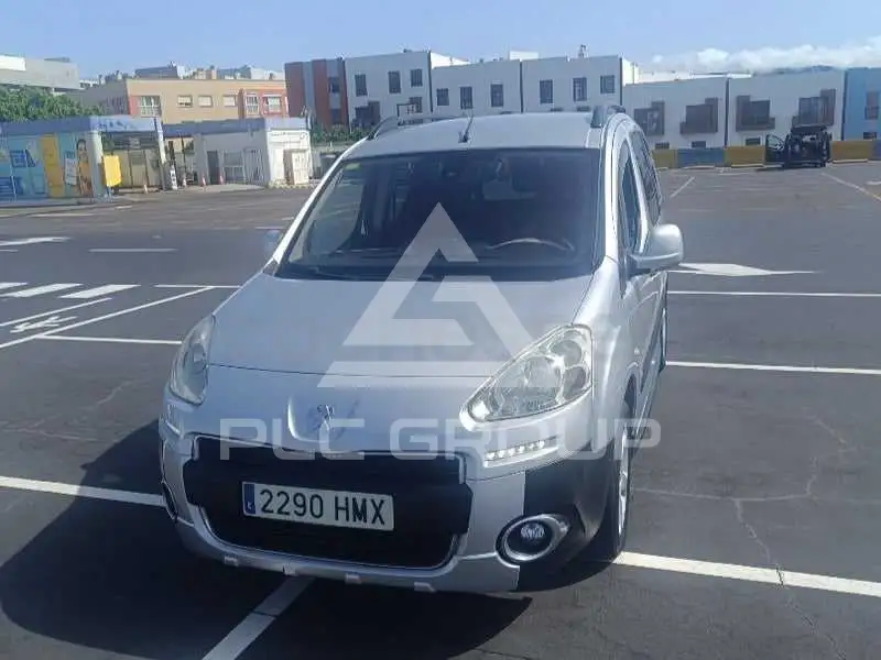 2013 Peugeot Partner