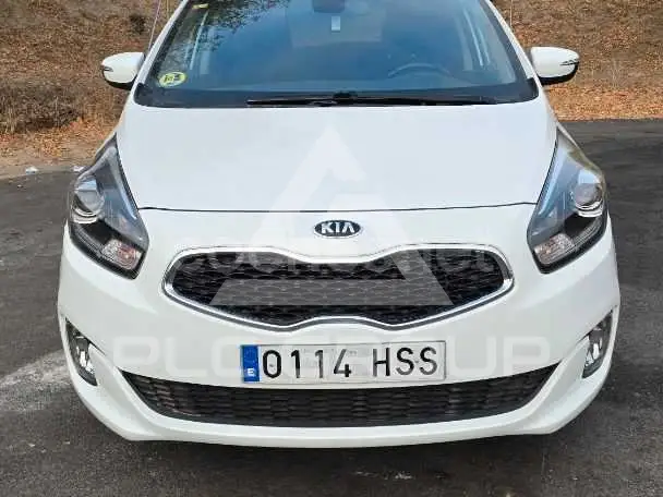 2013 KIA Carens