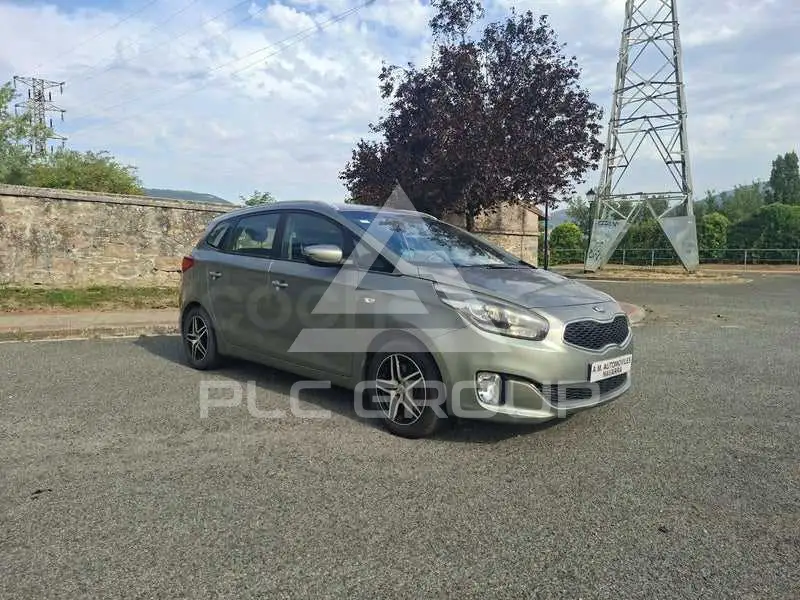 2013 KIA Carens