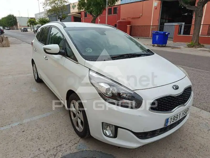 2013 KIA Carens