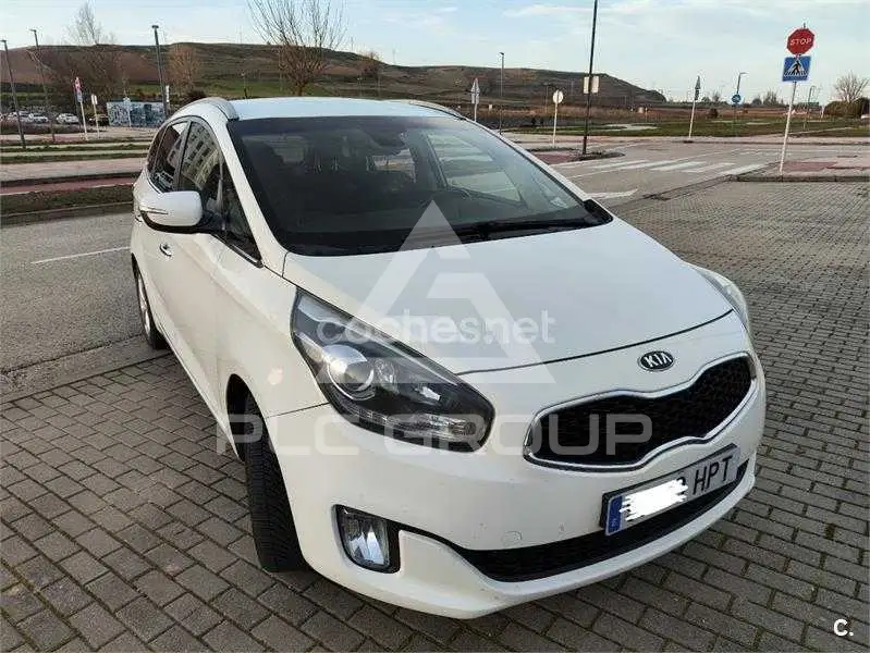 2013 KIA Carens