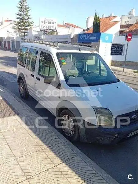 2013 Ford Tourneo