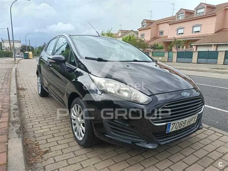 2013 Ford FIESTA