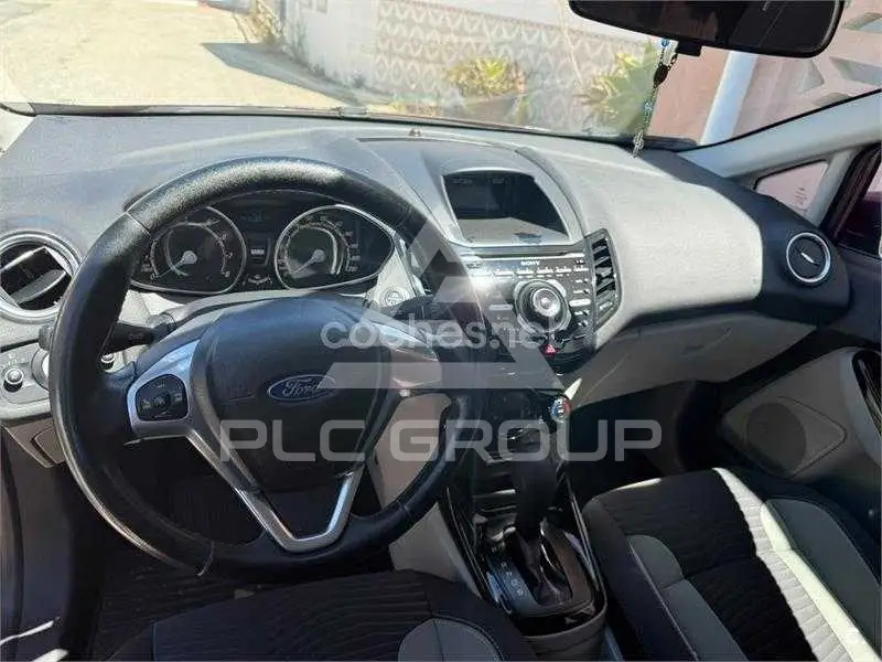 2013 Ford FIESTA