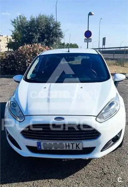 2013 Ford FIESTA