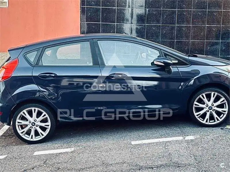 2013 Ford FIESTA