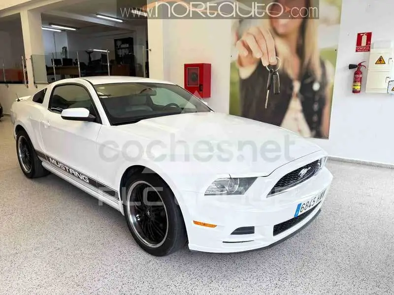 2013 Ford MUSTANG