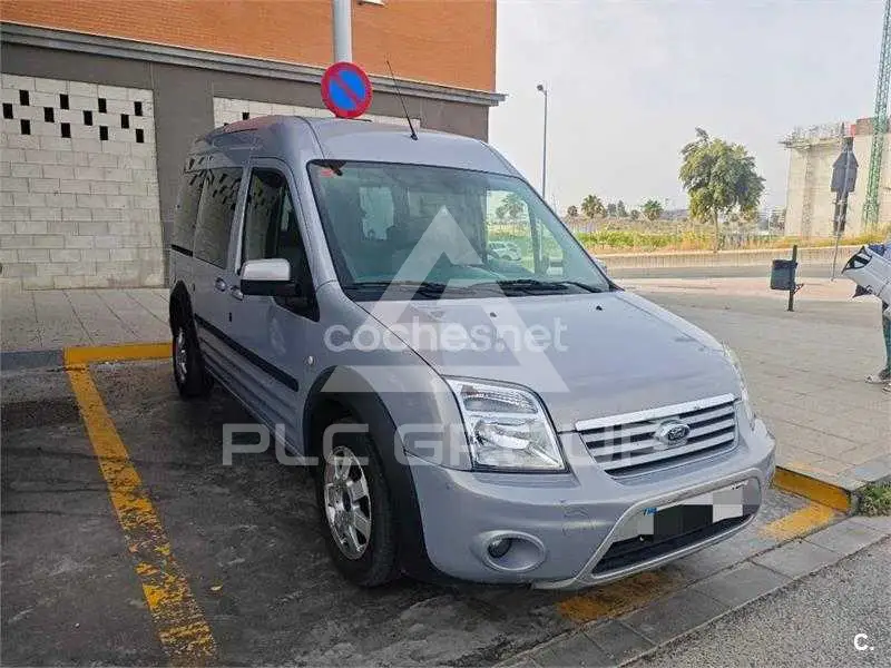 2013 Ford Tourneo